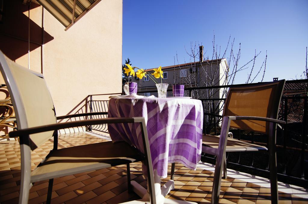 Apartments Ida Cres Exterior photo